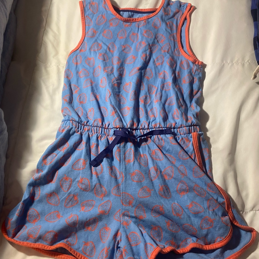 Adorable mini boden girls romper